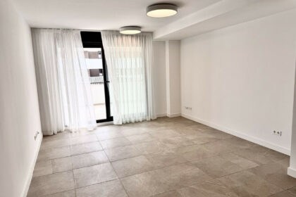 586360950c58e4c4d322f51d77e305ff - 15