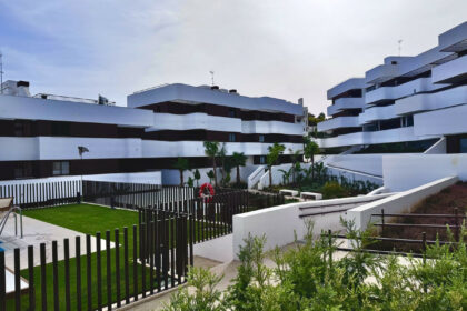 586360950c58e4c4d322f51d77e305ff - 19