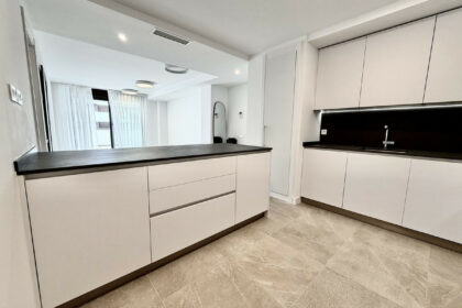 586360950c58e4c4d322f51d77e305ff - 9