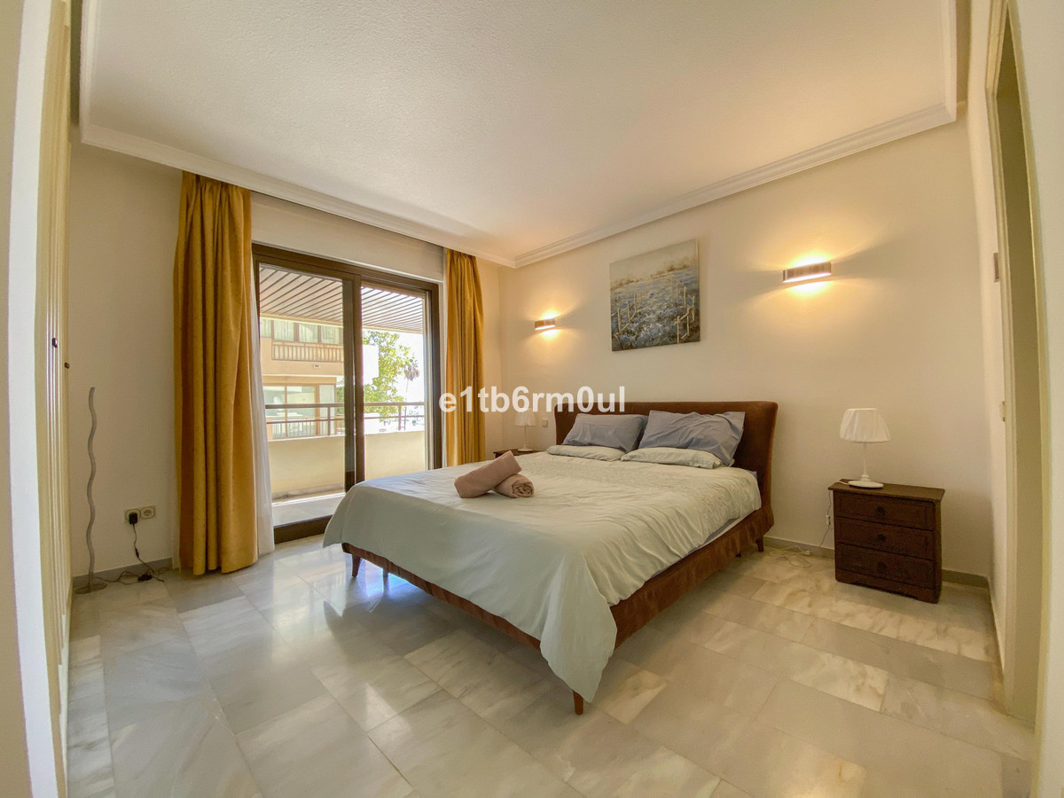 5889fe6c100b96ea17702f2790fead24 - 13