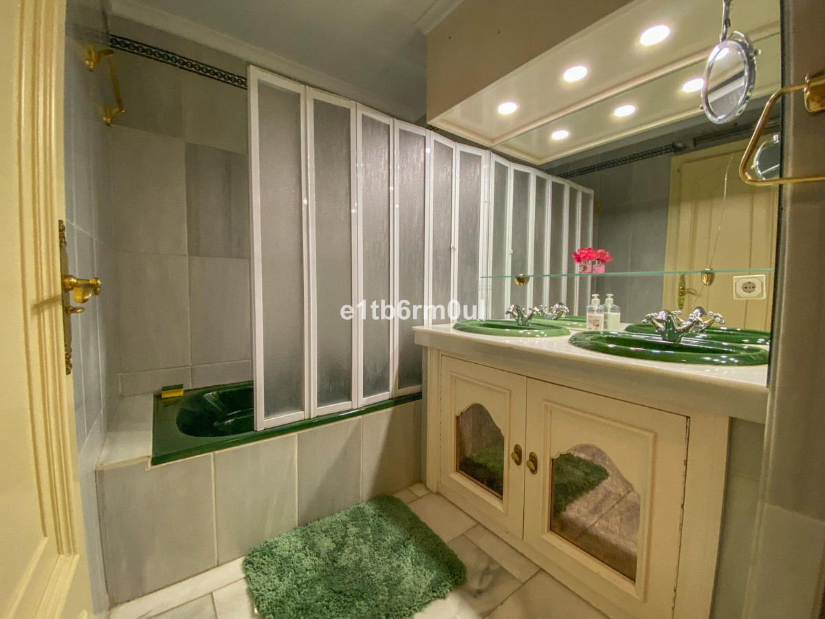 5889fe6c100b96ea17702f2790fead24 - 14