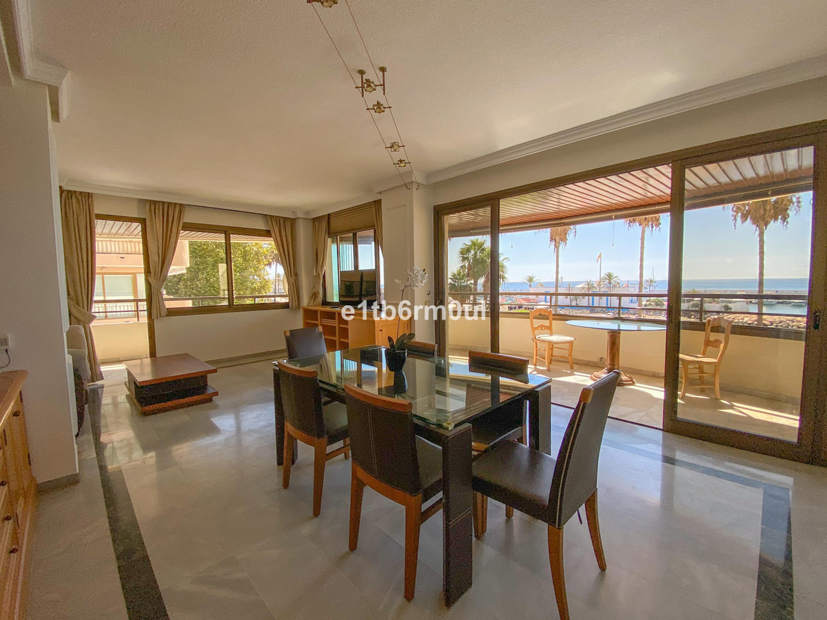 5889fe6c100b96ea17702f2790fead24 - 15