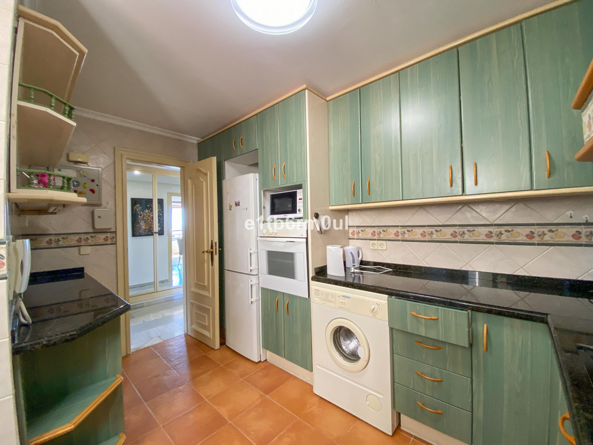 5889fe6c100b96ea17702f2790fead24 - 19