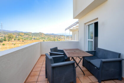 5891c6e36a2ec8b380a32988edf92075 - 13