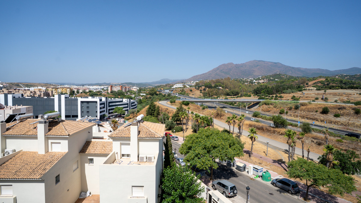 5891c6e36a2ec8b380a32988edf92075 - 16