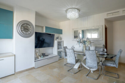 5891c6e36a2ec8b380a32988edf92075 - 9