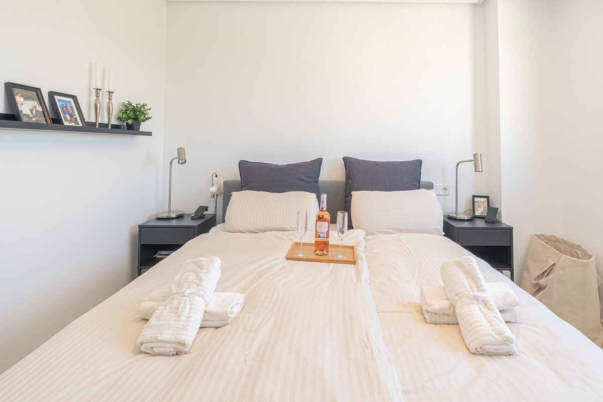 58ab00b894c1f938b0e9c8279a9c1aec - 27