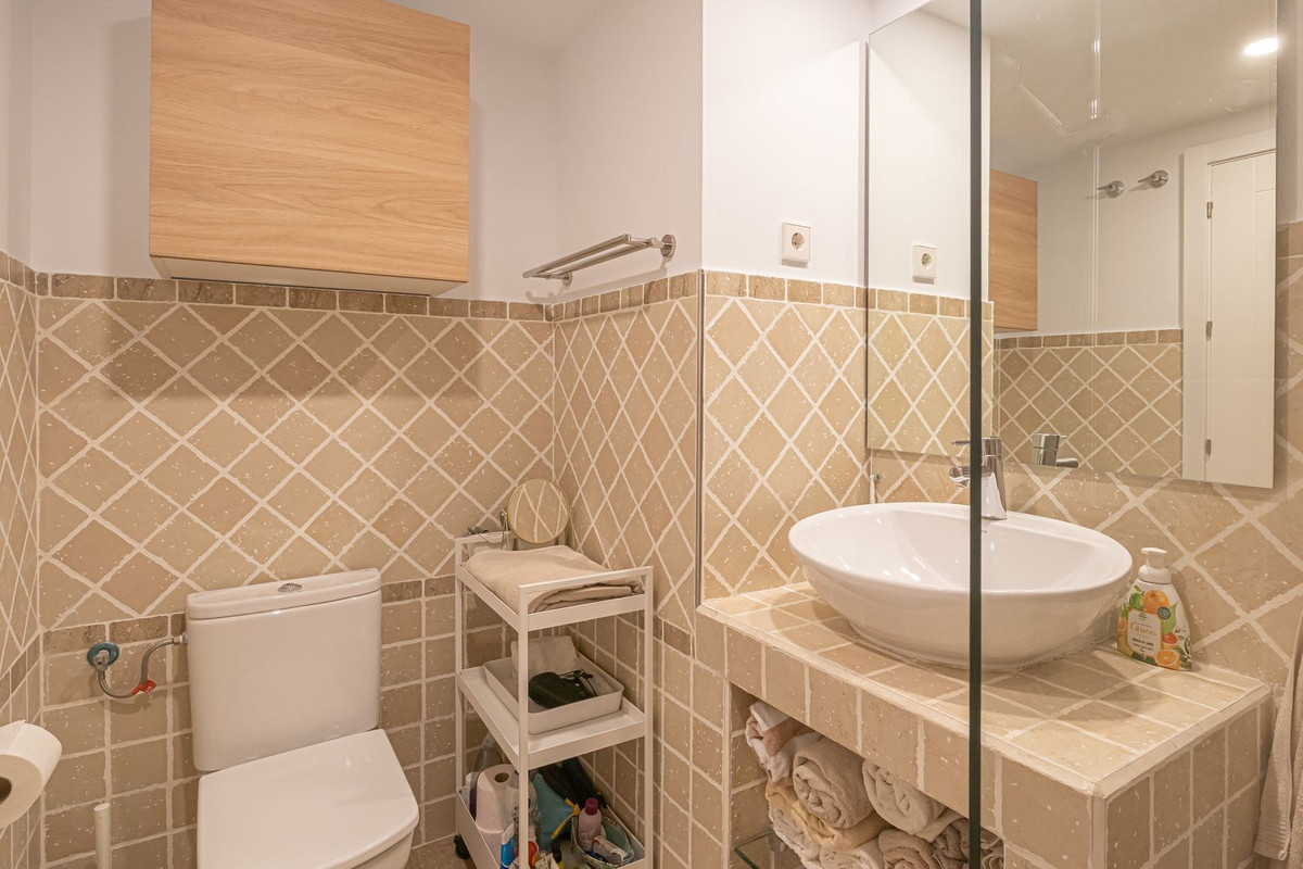 58ab00b894c1f938b0e9c8279a9c1aec - 30