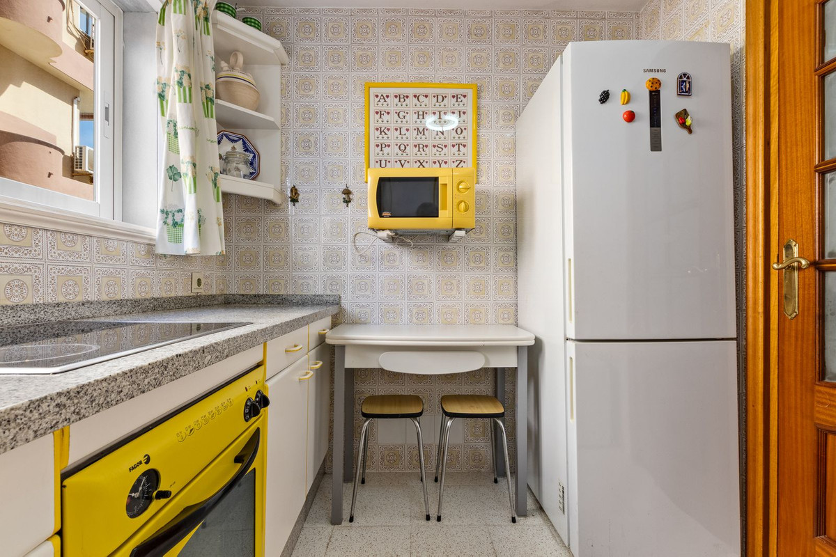 58d5c659f8b23f87a7203bd463dee678 - 10