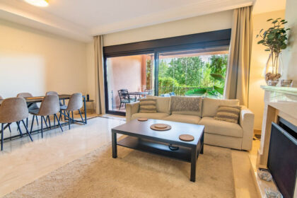 5927210b49e4955bb5d8c6baed75d65d - 11