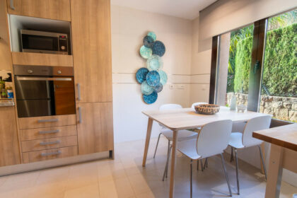 5927210b49e4955bb5d8c6baed75d65d - 9