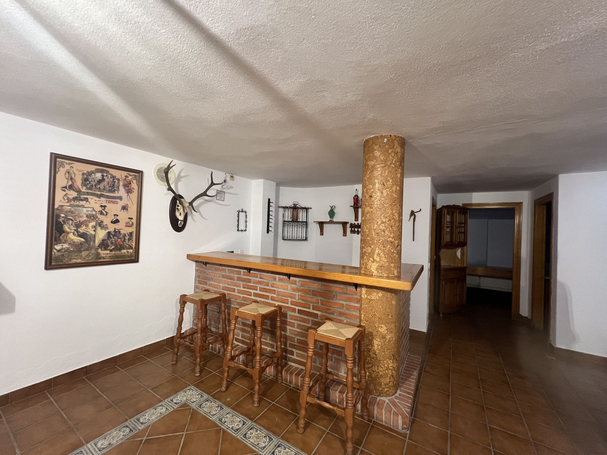 5934c33b61b69ed13681afaf5ef84afc - 11