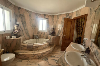 5934c33b61b69ed13681afaf5ef84afc - 16