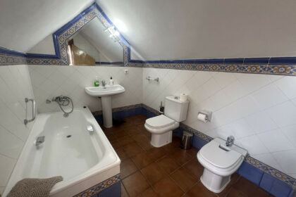 5934c33b61b69ed13681afaf5ef84afc - 25