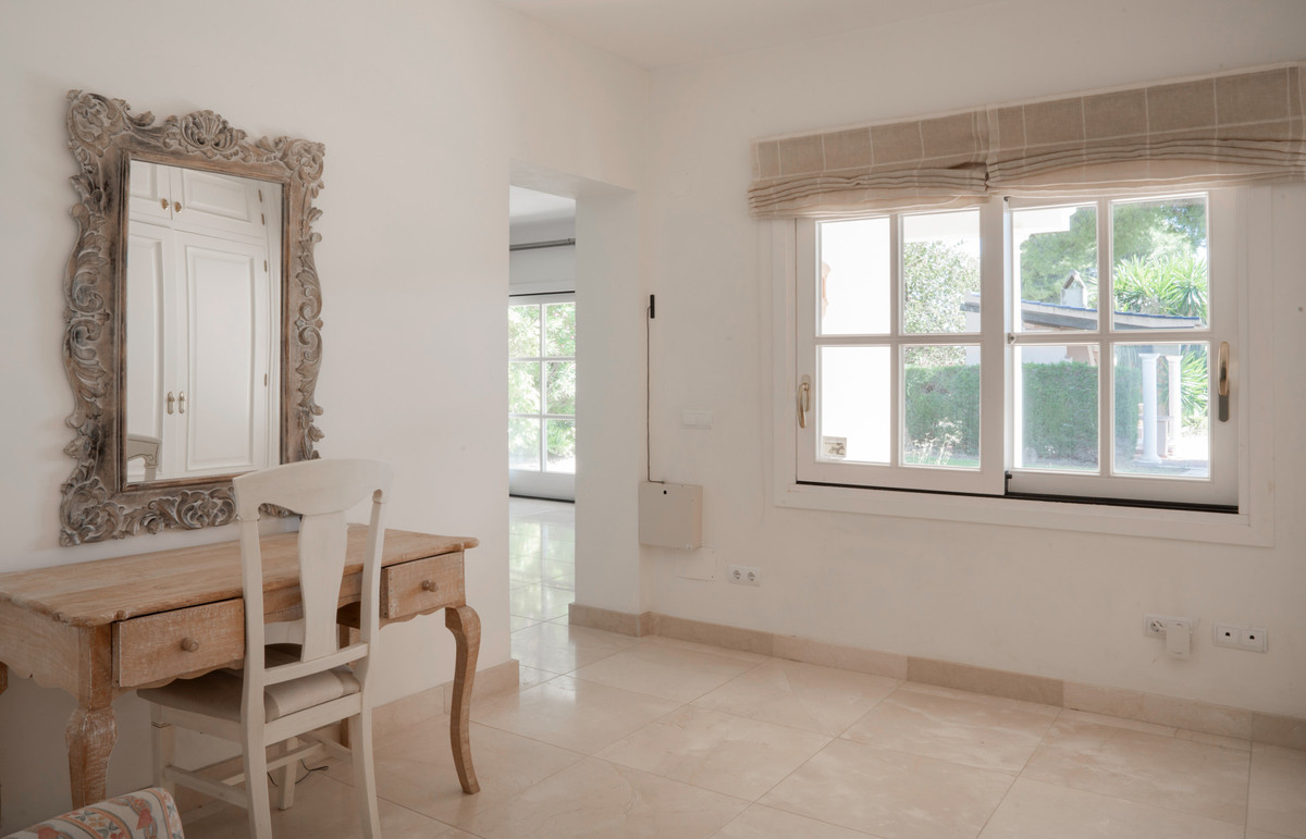 59508f717c0231a0e4ce9a5ee94747ff - 10