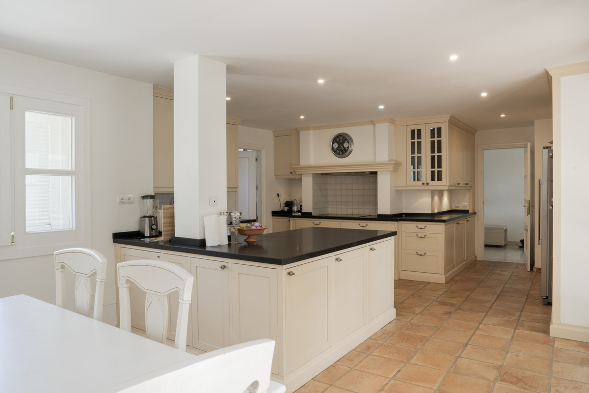 59508f717c0231a0e4ce9a5ee94747ff - 9