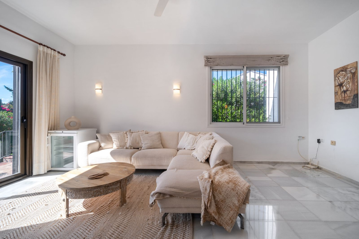 5954d65dbe0b518e5379f1dfe25539e6 - 25