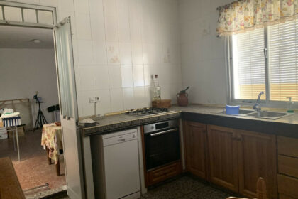 59a2a7ad9a40254a8f77bf082b8a0794 - 14