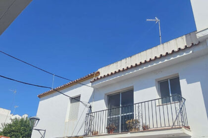 59a2a7ad9a40254a8f77bf082b8a0794 - 3