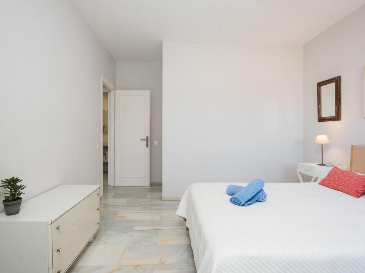 59aa24b6cb4542e1f9fa54dec64c38c3 - 11