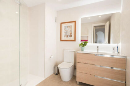 59aa24b6cb4542e1f9fa54dec64c38c3 - 12