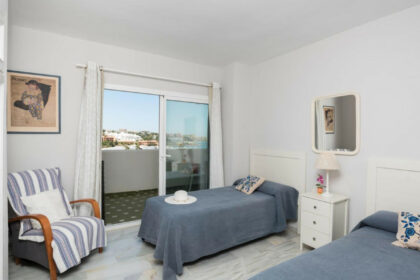 59aa24b6cb4542e1f9fa54dec64c38c3 - 7