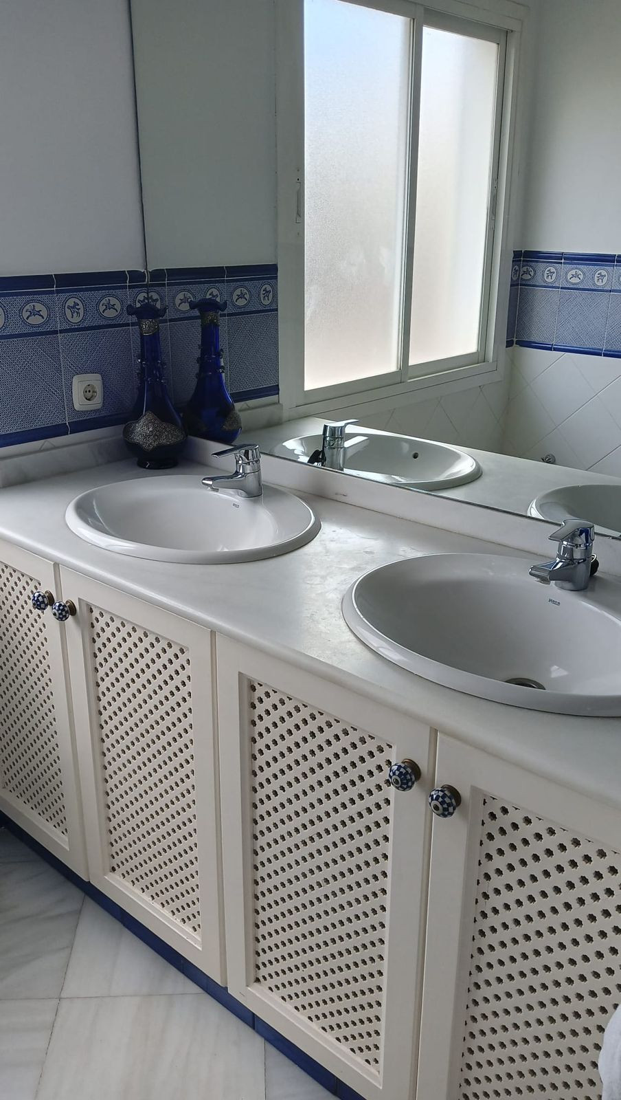 59ef32b742b0284ed54c0e94a284a9de - 10