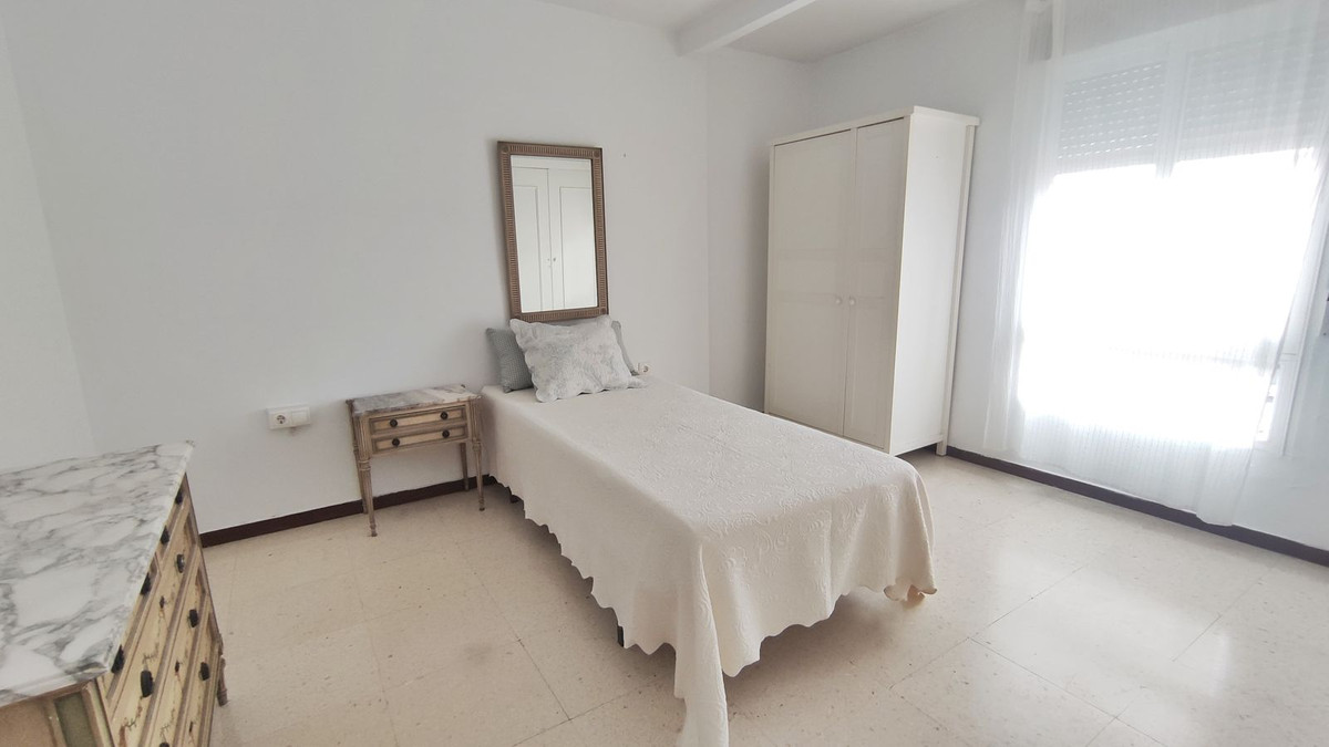 59ef32b742b0284ed54c0e94a284a9de - 11