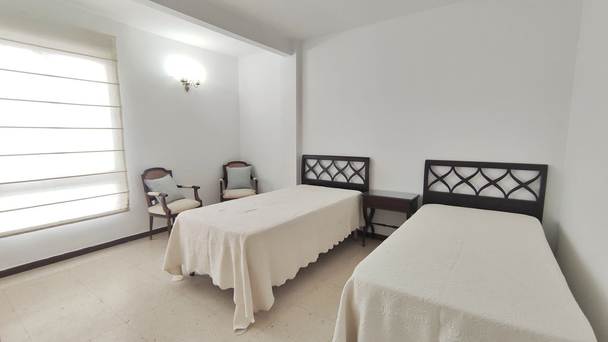 59ef32b742b0284ed54c0e94a284a9de - 7