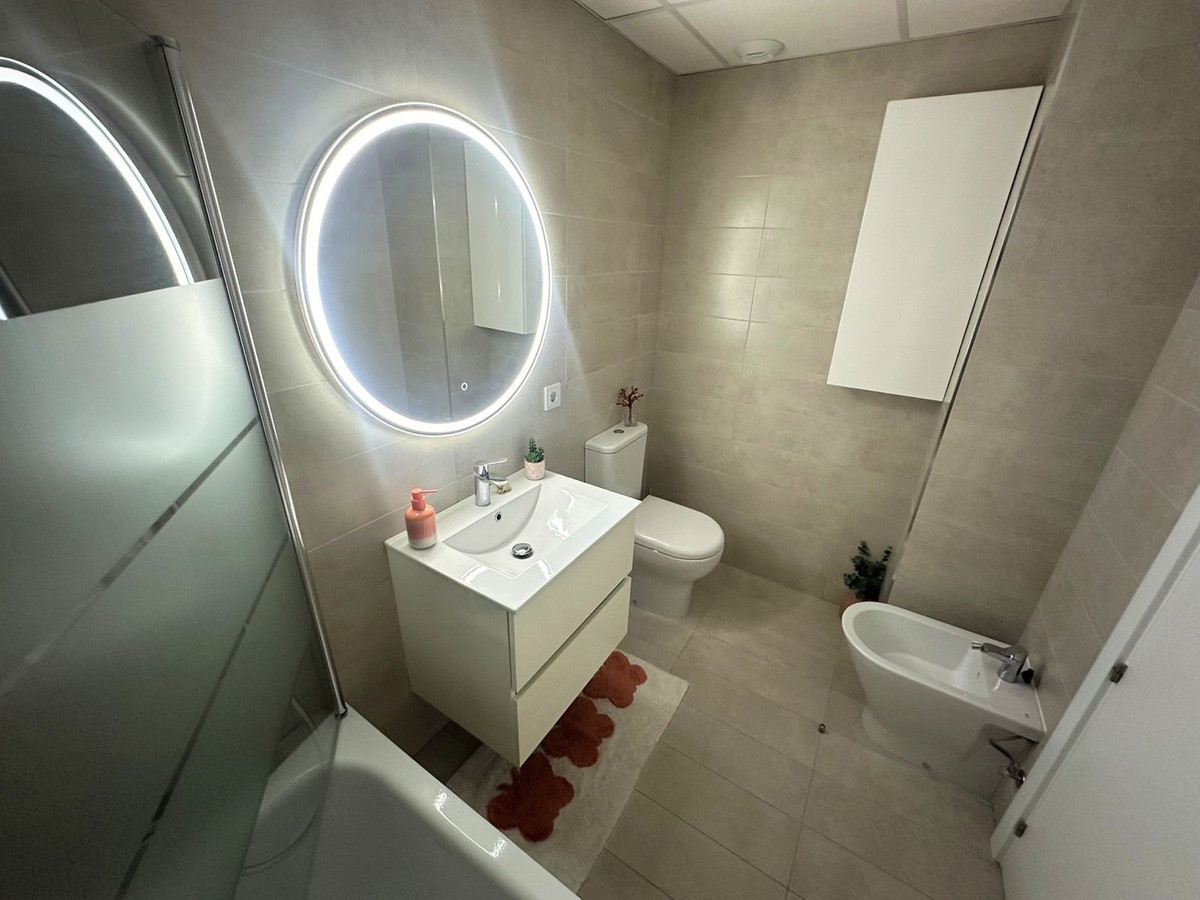 59f8ee917eccf3d2aca526f611bd1429 - 13