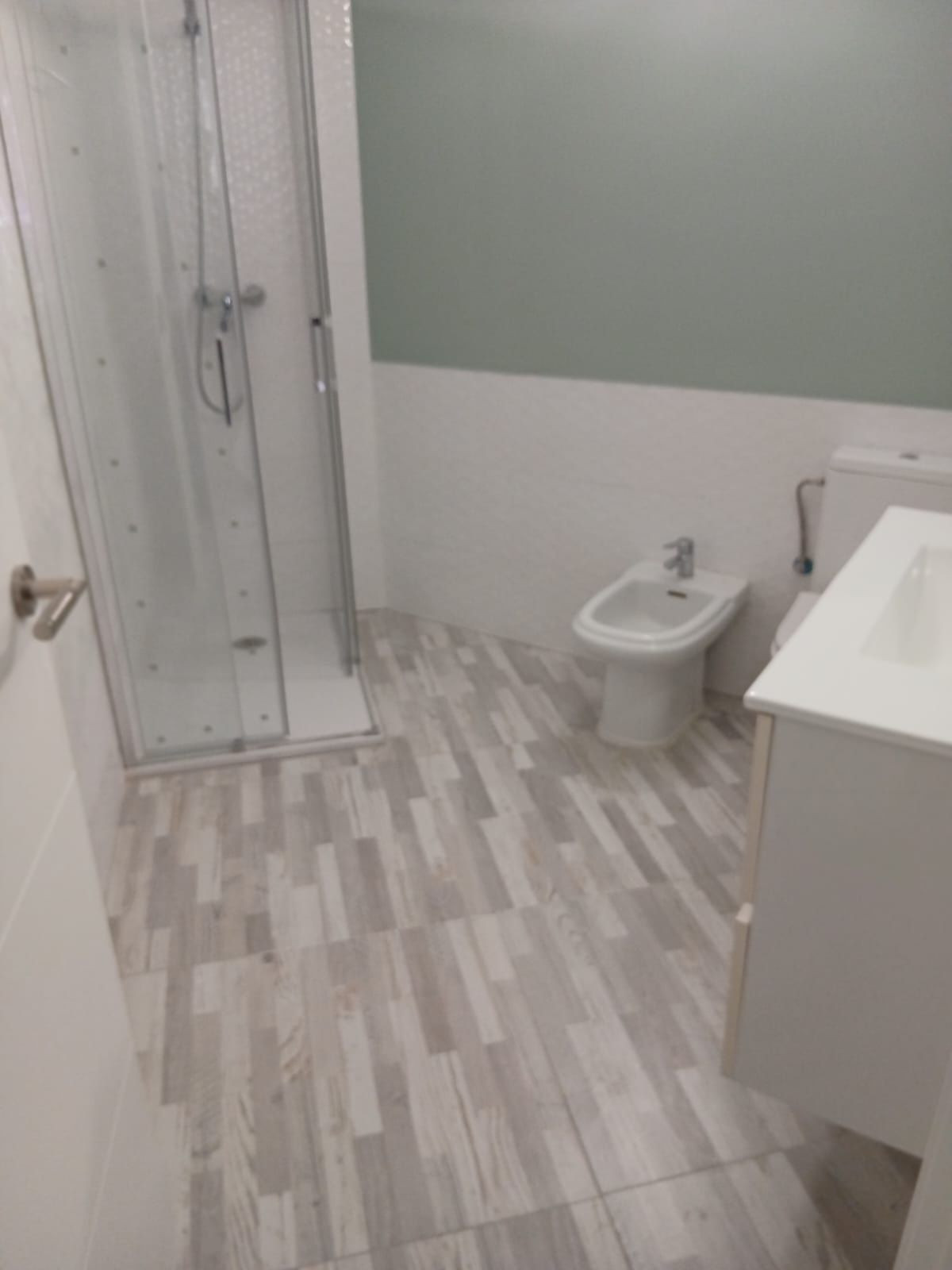 5ae5224d77a08fba587aebeed3394eb4 - 6