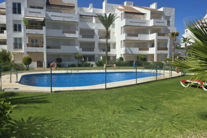 5cc4d21b6d401c074644cd0acd448450 - 30