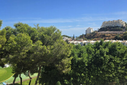 5cc4d21b6d401c074644cd0acd448450 - 33