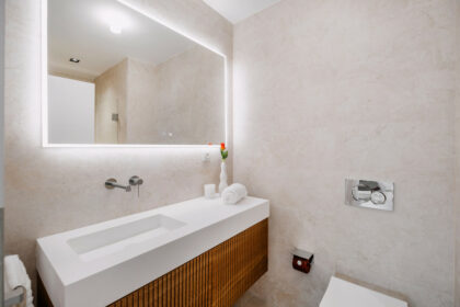 5d2952608845b707aa60541b7d23c28d - 20