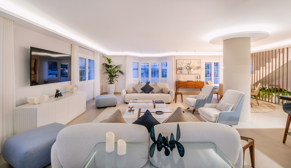 5d2952608845b707aa60541b7d23c28d - 42