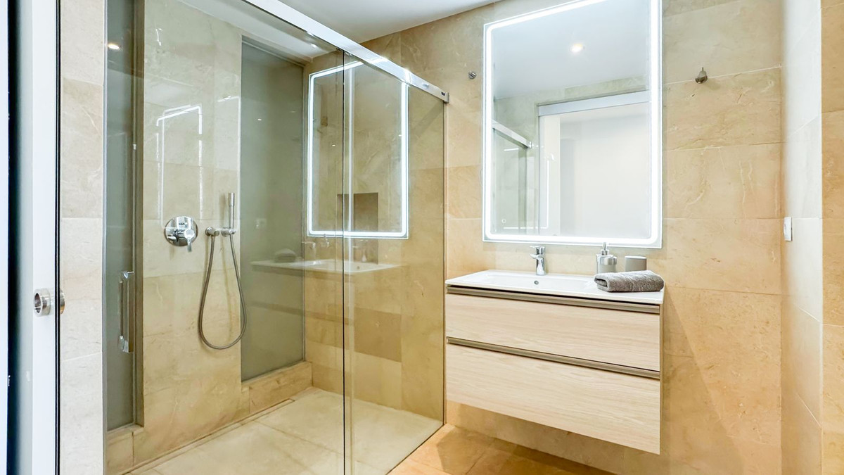 5d4a3db4d791208f2703f1c9fe4d796b - 17