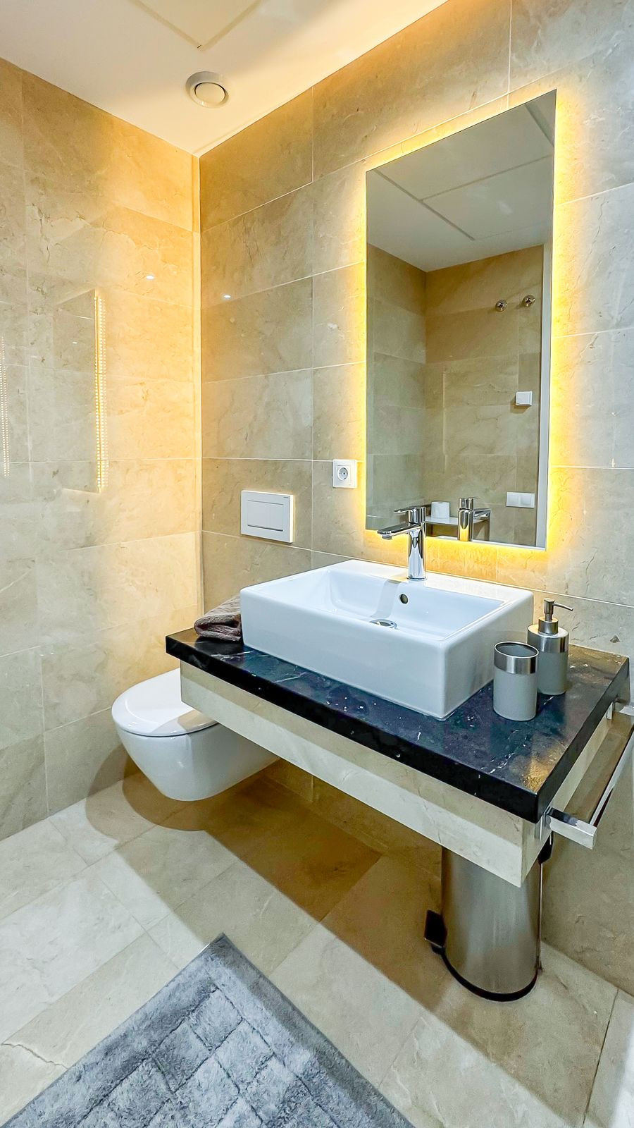 5d4a3db4d791208f2703f1c9fe4d796b - 22