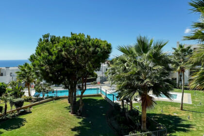 5d4a3db4d791208f2703f1c9fe4d796b - 31