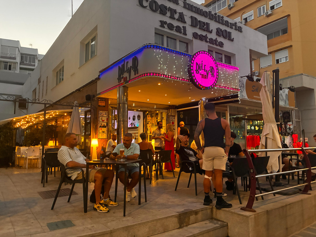 5e8772d9632cf0c40cccebcd75e4d5fa - 15