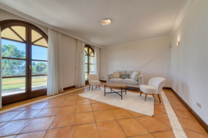 5f2fac2a5d36a0d1fab0f4a613d89e6a - 18