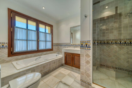 5f2fac2a5d36a0d1fab0f4a613d89e6a - 25