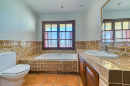 5f2fac2a5d36a0d1fab0f4a613d89e6a - 27