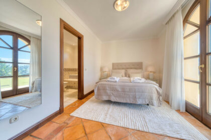 5f2fac2a5d36a0d1fab0f4a613d89e6a - 29