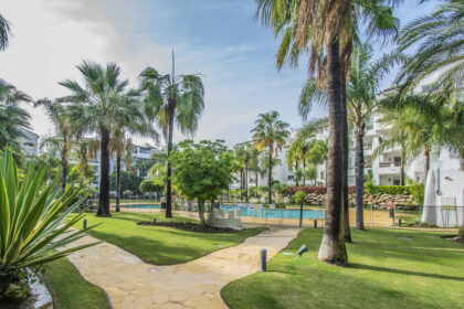 5f604c2b60b5a34a5de4b60739789bee - 2