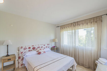 5f604c2b60b5a34a5de4b60739789bee - 4