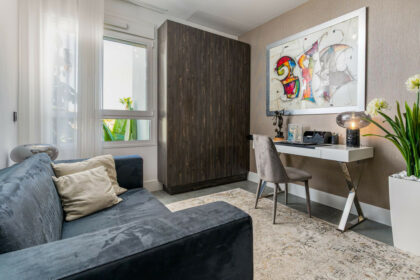 5fd5a30eab04f96e988759f64043f067 - 25