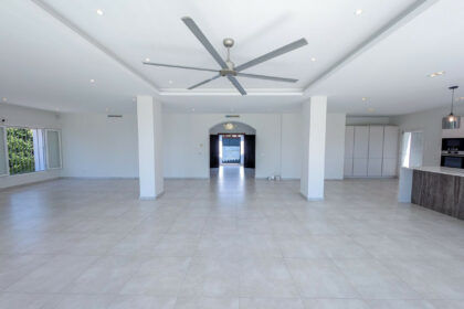 6052c3702b7df3fae7270b43451de172 - 27