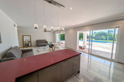 6052c3702b7df3fae7270b43451de172 - 8