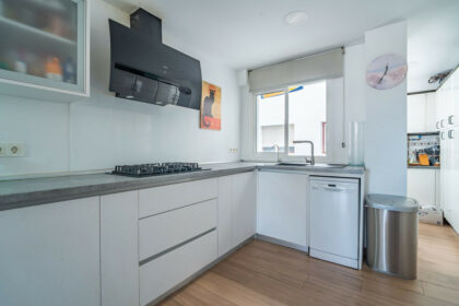 606377dd3d05d588f12669ee36bf0260 - 7