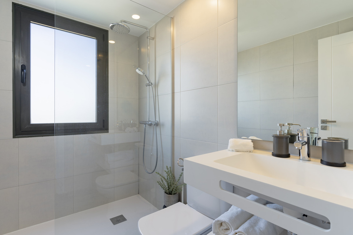 611135520eb7987f565c273918e315dd - 16